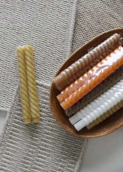 Pack x 2 velas para candelabro en ocre! - comprar online