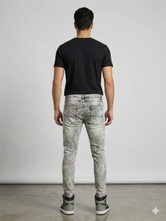 Calça jeans modelo jogador