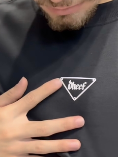 CAMISETA OVERSIZED DHEEF na internet