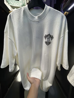 Camiseta Oversized Vintage Art “TOTANKA” - USE SLY