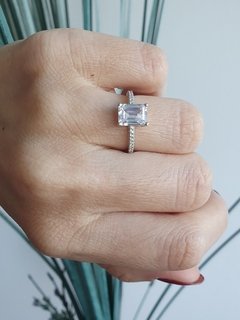 Anel de Prata 925 e Zircônia