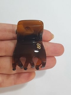 Prendedor Dubai Medium Bianca Marrom na internet