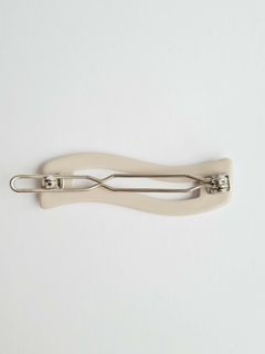 Grampo Trapeze Nude Vazado Bianca - comprar online