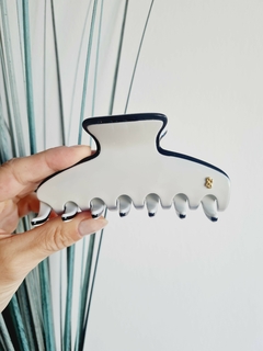 Prendedor Grasse Extra Branco Bianca