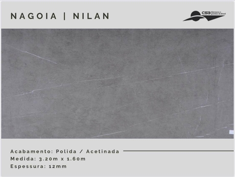 Imagem de um mármore Nagoia, com acabamento polido e acetinado, apresentando uma cor cinza com veios claros.