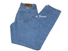 Jean Wrangler Montana Original Clásico Regular Fit en internet