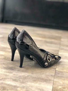 Stiletto Imiza negro en internet
