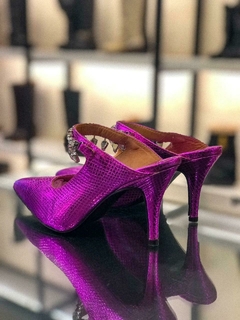 Stilleto Assim fucsia en internet
