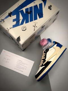 FRAGMENT x TRAVIS SCOTT x NIKE AIR JORDAN I LOW - comprar online
