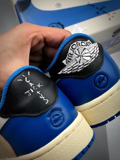FRAGMENT x TRAVIS SCOTT x NIKE AIR JORDAN I LOW - comprar online