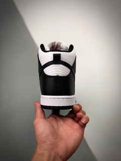 NIKE DUNK HIGH BLACK na internet