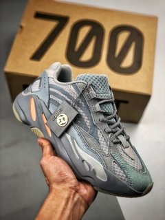 ADIDAS YEEZY V2 700 "INERTIA" - comprar online