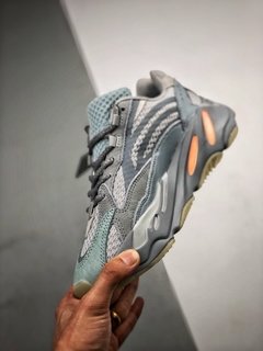 ADIDAS YEEZY V2 700 "INERTIA" - comprar online
