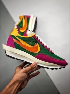 NIKE x SACAI LDWAFFLE PINE GREEN - loja online