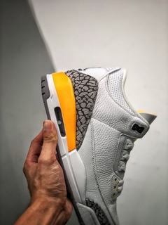 NIKE AIR JORDAN III LASER ORANGE - comprar online