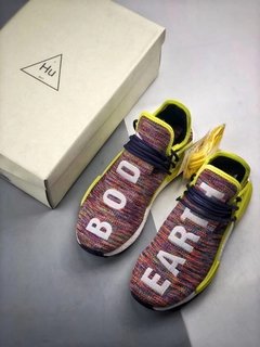 ADIDAS NMD HU x PHARRELL MULTI COLOR na internet
