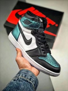 NIKE AIR JORDAN I RETRO CHAMELEON