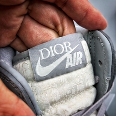 Imagem do DIOR x NIKE AIR JORDAN I