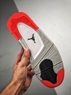 NIKE AIR JORDAN IV HOT LAVA - loja online