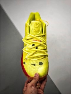 Imagem do NIKE KYRIE 5 x SPONGEBOB BOB ESPONJA