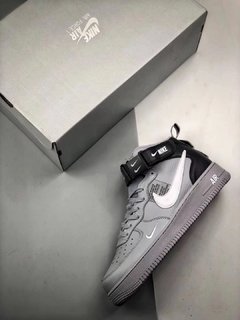 NIKE AIR FORCE 1 '07 LV8 UTILITY na internet