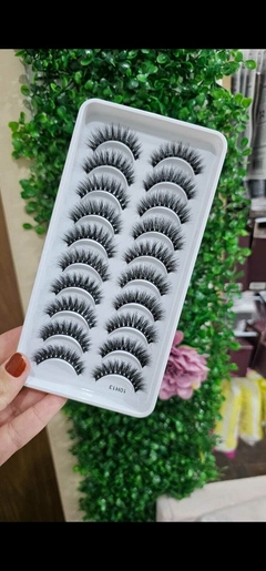 Cílios postiços 10 pares na internet