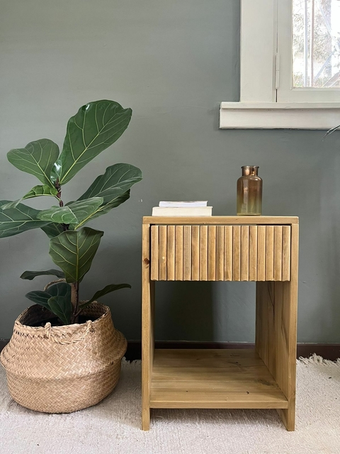 Mesa de luz "VARILLADA" | 20% OFF con Transferencia [$152.000]
