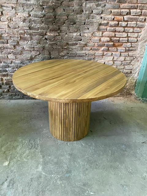 Mesa Comedor REDONDA BASE VARILLADA