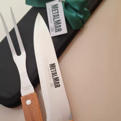 KIT CHURRASCO 2 PEÇAS – Estilo e praticidade para momentos inesquecíveis - 07447