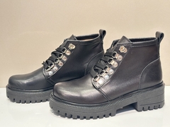 Borcego Noha negro