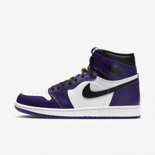 Tênis Air Jordan 1 High "Court Purple 2.0" nas cores roxo, branco e preto, exibindo design elegante e moderno disponível na Supernova Sneakers