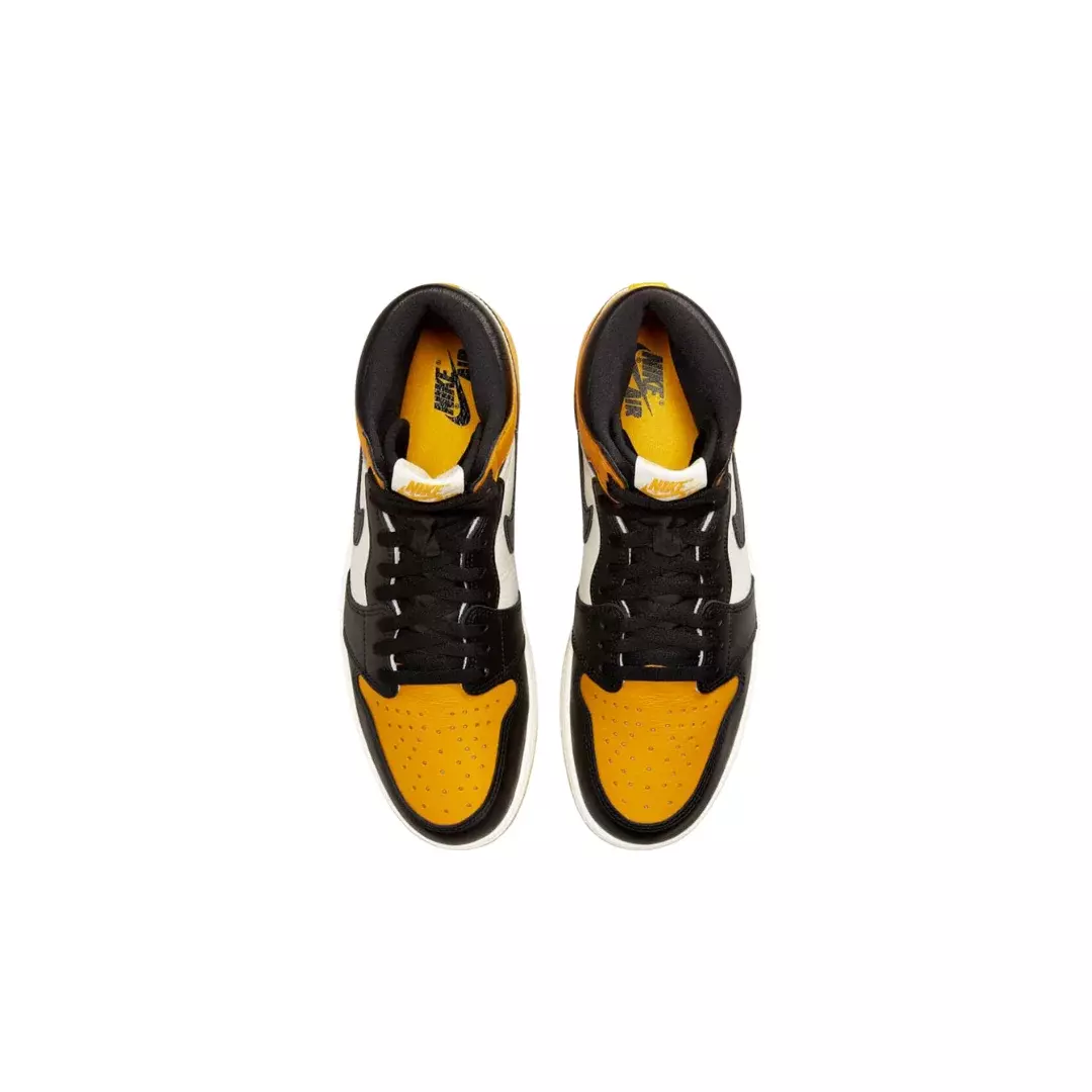 Tênis Air Jordan 1 High "OG Taxi" nas cores preto, amarelo e branco, com detalhes em couro e design clássico disponível na Supernova Sneakers