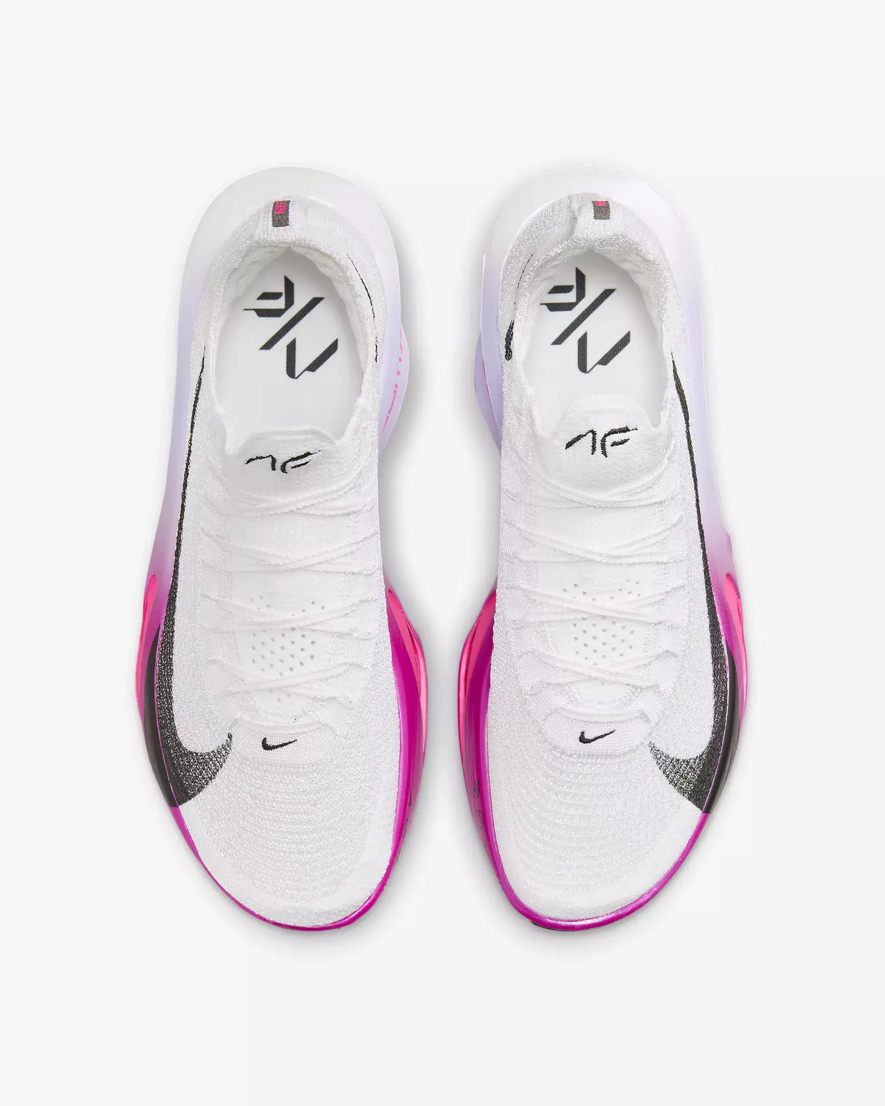 Tênis Nike Air Zoom Alphafly NEXT%3 nas cores branco e rosa, com design aerodinâmico e sola acolchoada, disponível na Supernova Sneakers.