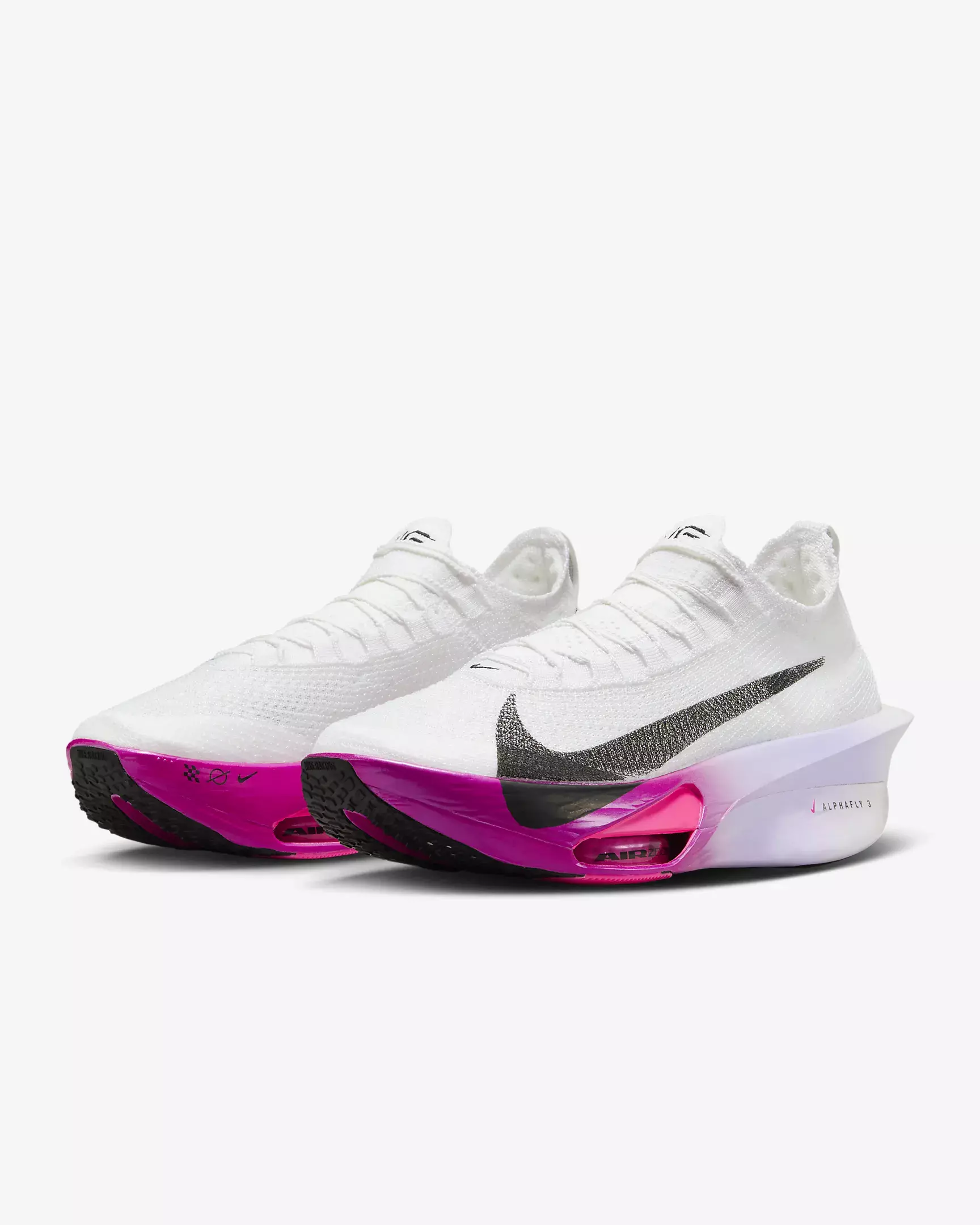 Tênis Nike Air Zoom Alphafly NEXT%3 nas cores branco e rosa, com design aerodinâmico e sola acolchoada, disponível na Supernova Sneakers.